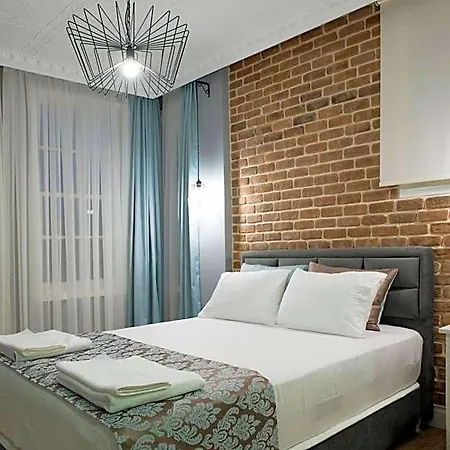 Luna Kaleici Hotel *