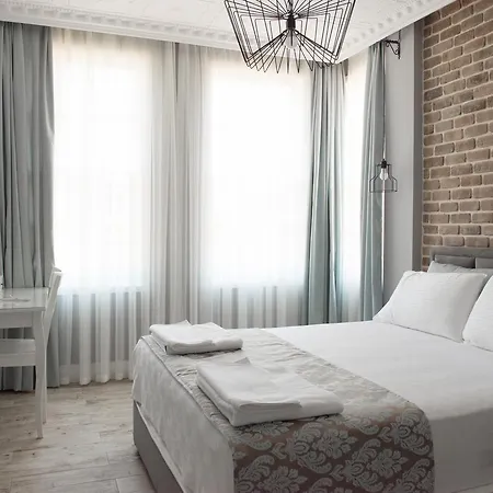 Luna Kaleiçi Hotel